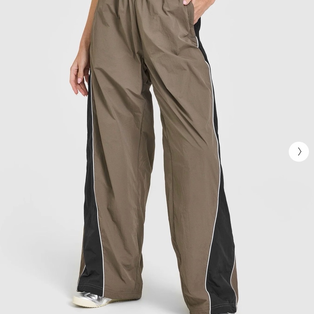 Oner Active Oversized piped woven track pants sz M